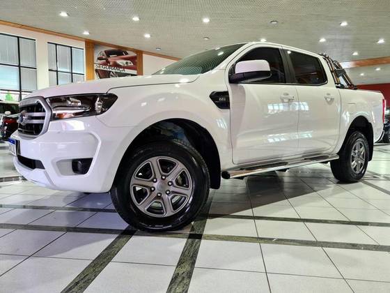 FORD RANGER 2.2 XLS 4X2 CD 16V DIESEL 4P AUTOMÁTICO